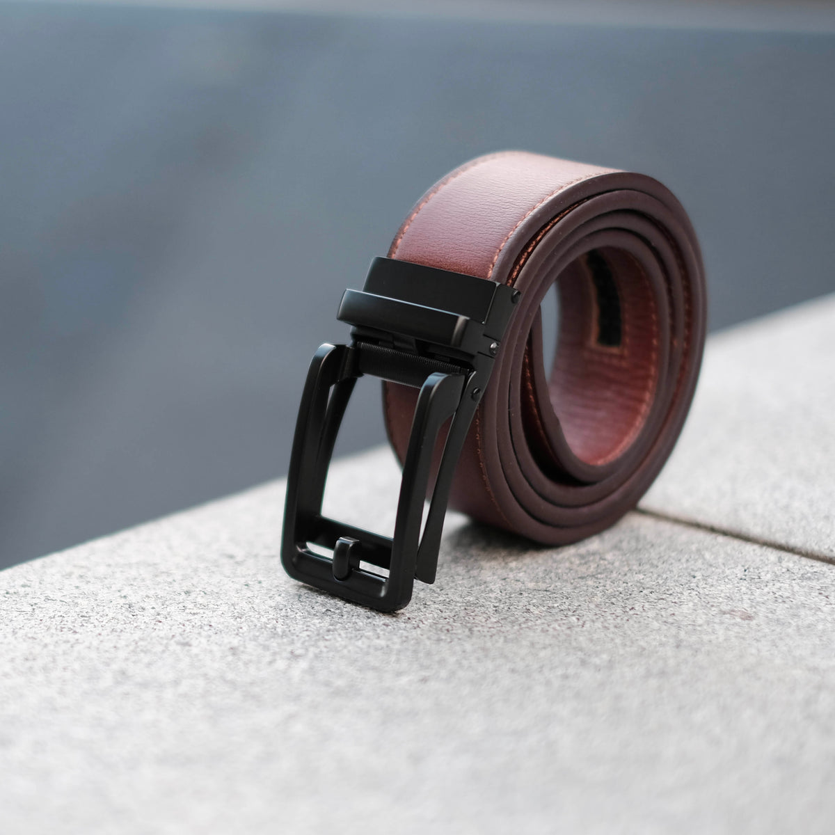 Classic Buckle - Black